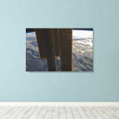 Zonnepanelen van het internationale ruimtestation canvas afdruk (Insitu (Houten vloer))