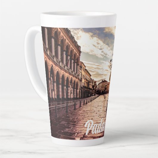 Zonneplein in Padova in Italië Latte Mok (Linkerhoek)