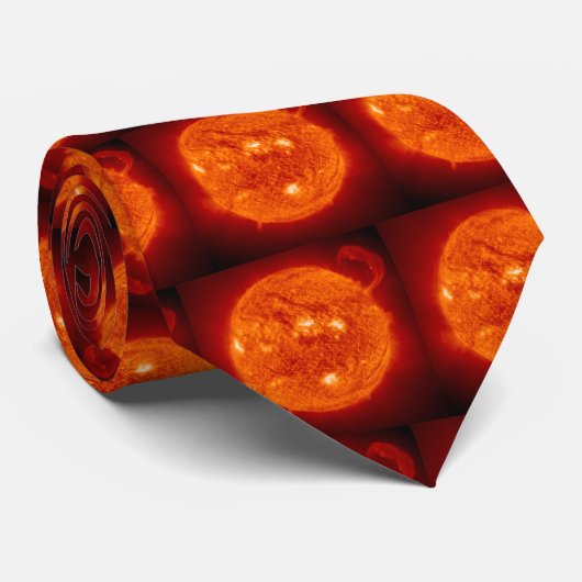 Zonneprominentie - de zon stropdas (Opgerold)