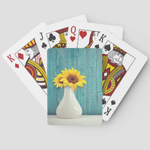 Zonneschappen in een vaas pokerkaarten