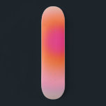 Zonnestijggradiënt - Beige roze Sinaasappel Persoonlijk Skateboard<br><div class="desc">Verloopontwerp - aura - effect - beige,  roze en Oranje ombre.</div>