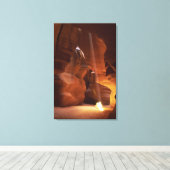 Zonnestraal die op de vloer van de canyon tumblewe canvas afdruk (Insitu (Houten vloer))