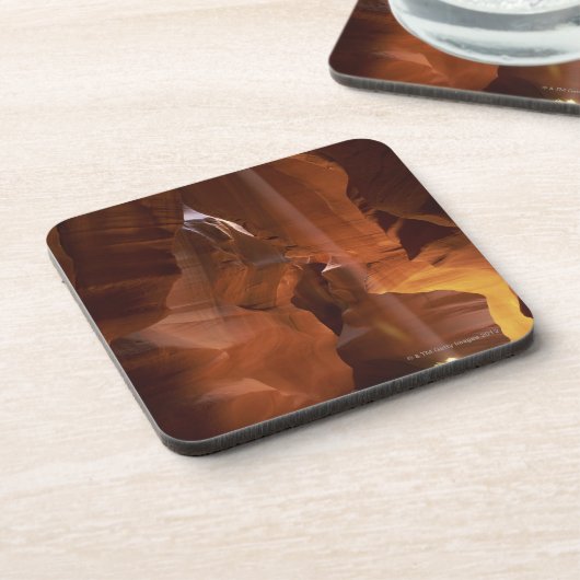 Zonnestraal die op de vloer van de canyon tumblewe onderzetter (Linkerzijde)