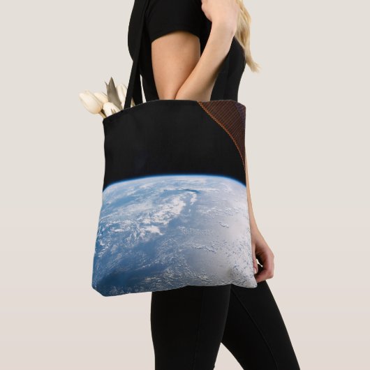 zonnestraal voor de kust van de stille oceaan tote bag (Dichtbij)