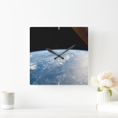 zonnestraal voor de kust van de stille oceaan vierkante klok (Huis)