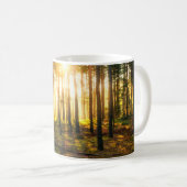 Zonnestralen in het dennenbos koffiemok (Voorkant rechts)