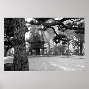 Zonnestralen op Japanse tempelpoort Poster