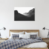 Zonnestralen over de bergen canvas afdruk (Insitu (Slaapkamer))