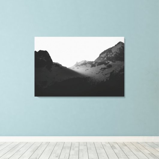 Zonnestralen over de bergen canvas afdruk (Insitu (Houten vloer))