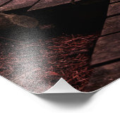 Zonnestralen over houten pad in dennenbos foto afdruk (Hoek)