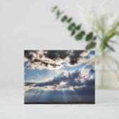 Zonnestralen van bovenaf briefkaart (Staand voorkant)