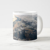 Zonnestralen van Celebes Zee in Zuidoost-Azië Grote Koffiekop (Voorkant rechts)