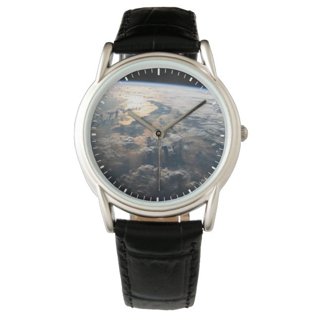 Zonnestralen van Celebes Zee in Zuidoost-Azië Horloge (Voorkant)