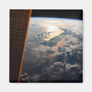 Zonnestralen van Celebes Zee in Zuidoost-Azië Magneet