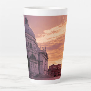 Zonnetijd over Basilica op het Venetië-plein Latte Mok