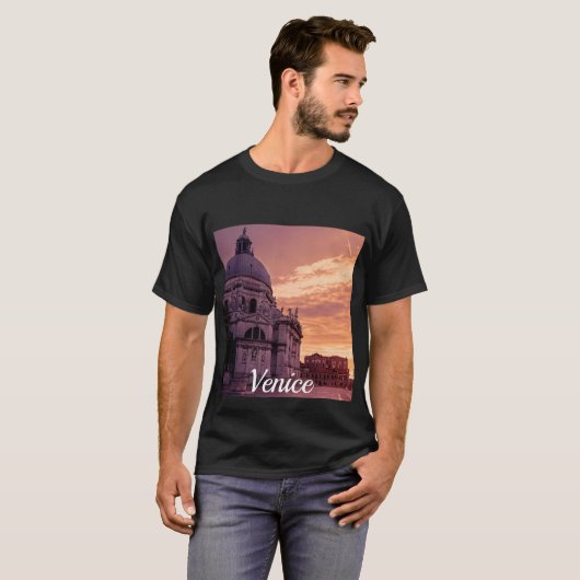 Zonnetijd over de Basilica in Venetië T-shirt (Voorkant volledig)