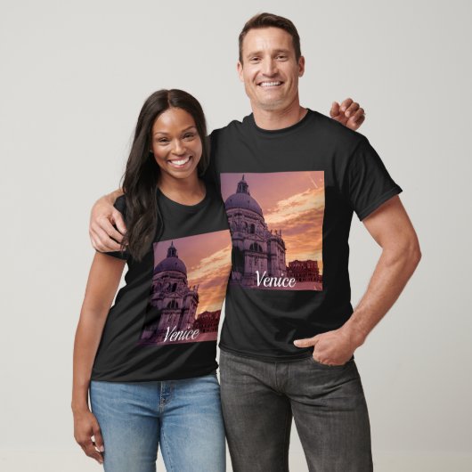 Zonnetijd over de Basilica in Venetië T-shirt (Unisex)