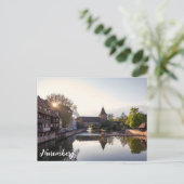 Zonnetijd over de oude middeleeuwse brug in Nürnbe Briefkaart (Staand voorkant)
