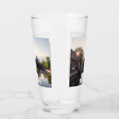 Zonnetijd over de oude middeleeuwse brug in Nürnbe Glas (Links)