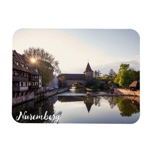 Zonnetijd over de oude middeleeuwse brug in Nürnbe Magneet (Horizontaal)