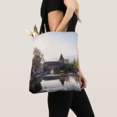 Zonnetijd over de oude middeleeuwse brug in Nürnbe Tote Bag (Dichtbij)
