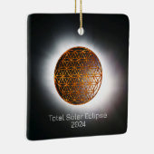 Zonneverduistering 2024 Gouden Sprankelende Bloem  Keramisch Ornament (Rechts)