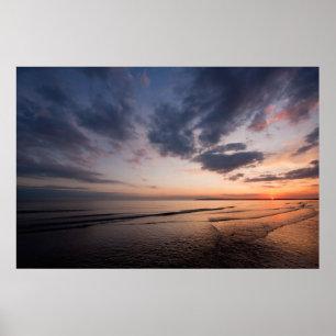 Zonnevrije hemel boven Camber Sands England Poster