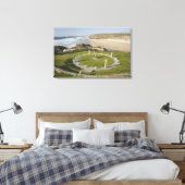 Zonnewijzer en Perran Beach, Perranporth, Cornwall Canvas Afdruk (Insitu (Slaapkamer))