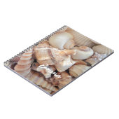 Zonnezomerzeeschelpen, zeehondenpels, strand Love Notitieboek (Linkerzijde)