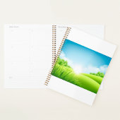 Zonnig groen veld landschap planner