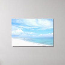 Zonnig strand met wit zand zee landschap reis foto