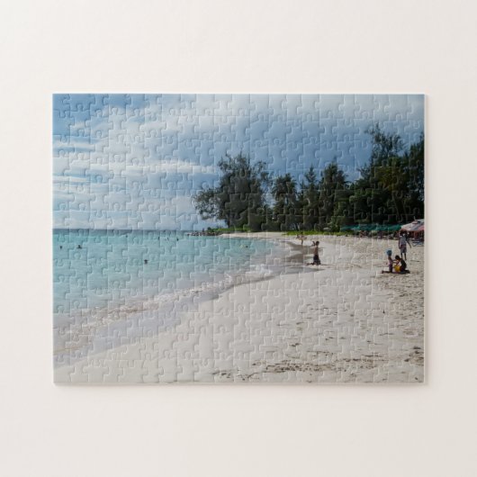 Zonnig strandgezicht in Barbados. Legpuzzel (Horizontaal)