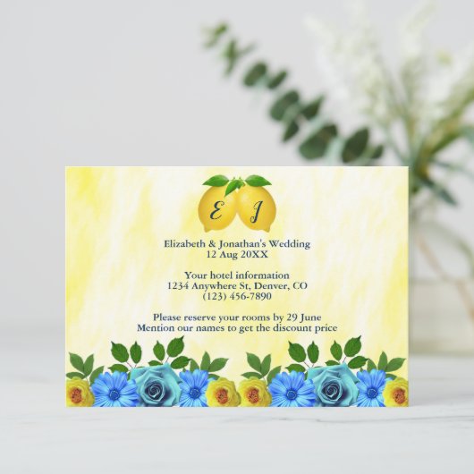 Zonnige citroen bloemenbruiloft accommodatie informatiekaartje (Staand voorkant)
