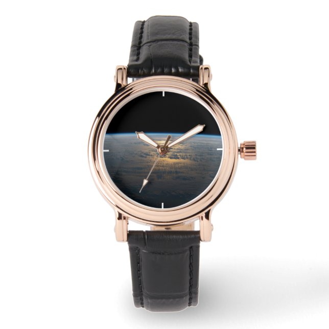 Zonnige stralen van een deels bewolkt zuiden van d horloge (Voorkant)