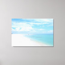 Zonnige witte zandstrand zee landschap reis foto