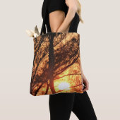 Zonovergoten Palmbomen Warme Horizon Tote Bag (Dichtbij)