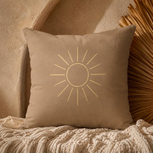 Zonovergoten Serenity Worpkussen Kussen (Golden sun rays on a sand-inspired backdrop add refined character to modern earthy decor.)