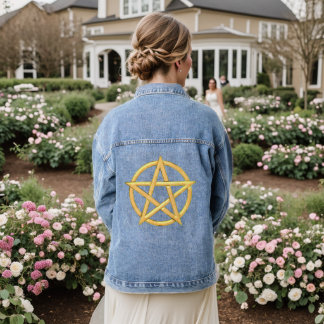Zonovergoten symmetrie: een citrien pentagram crea denim jacket