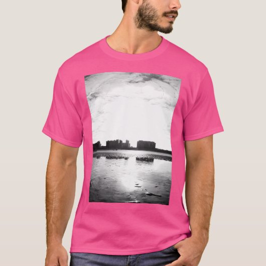 Zonovergoten Uitzicht aan het strand met reflectie T-shirt (Voorkant)