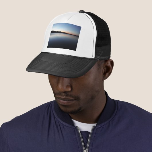 Zonset van Arrowiad Trucker Pet (In situ)