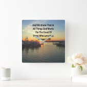 ZONSONDERGANG AAN HET MEER ROMEINEN 8:28 SCHRIFT VIERKANTE KLOK (Huis)