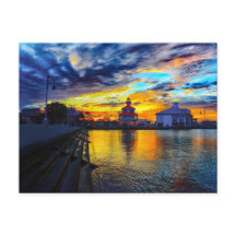 Zonsondergang bij de vuurtoren van het New Basin C