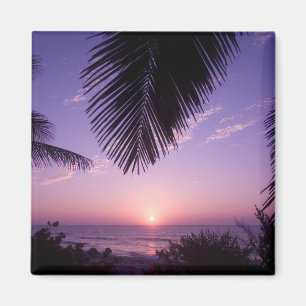 Zonsondergang bij West End, Cayman Brac, Kaaimanei Magneet