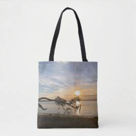 Zonsondergang boven East Bay Tote Bag