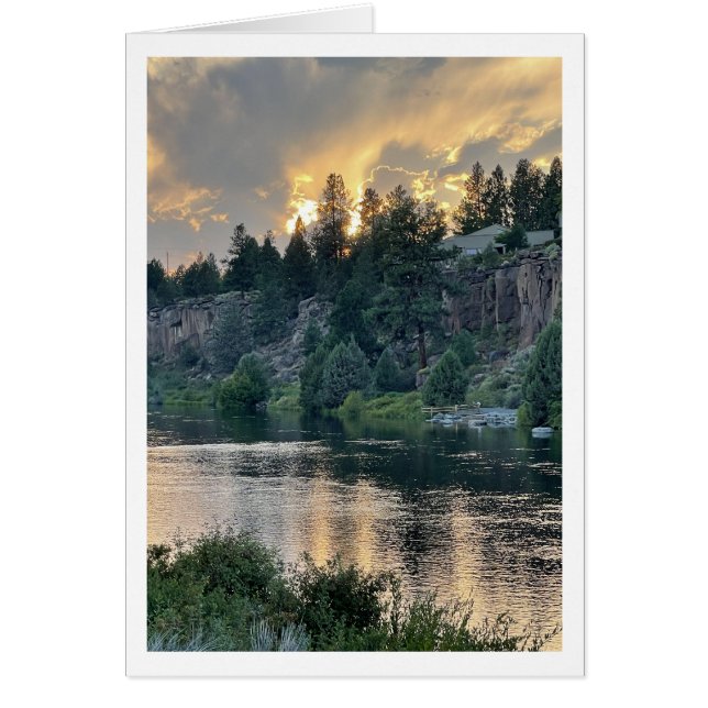 Zonsondergang boven een rivier (Voorkant)