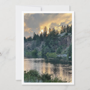 Zonsondergang boven een rivier notitiekaartje