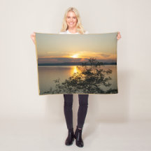 Zonsondergang boven het Balatonmeer, Hongarije.