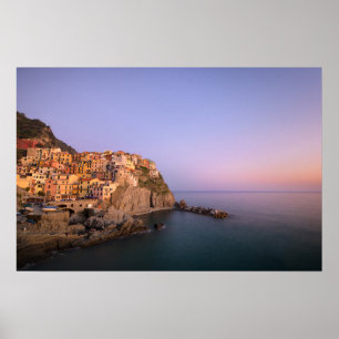 Zonsondergang boven het dorp Manarola in Cinque Te Poster