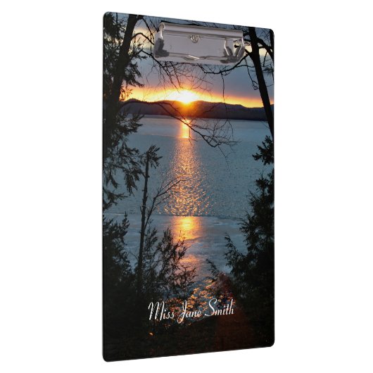 Zonsondergang boven het klembord van Forest Lake (Rechts)