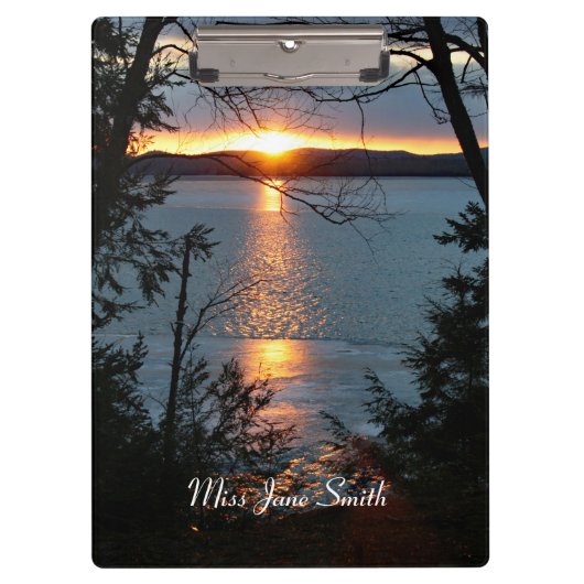 Zonsondergang boven het klembord van Forest Lake (Voorkant)